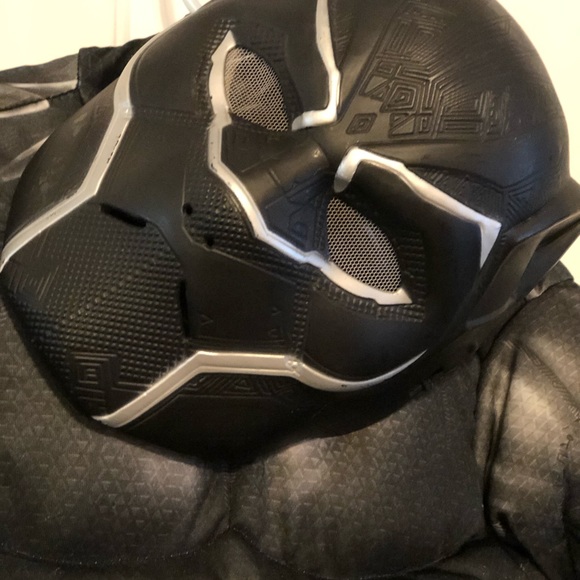 Black panther costume - Picture 3 of 4